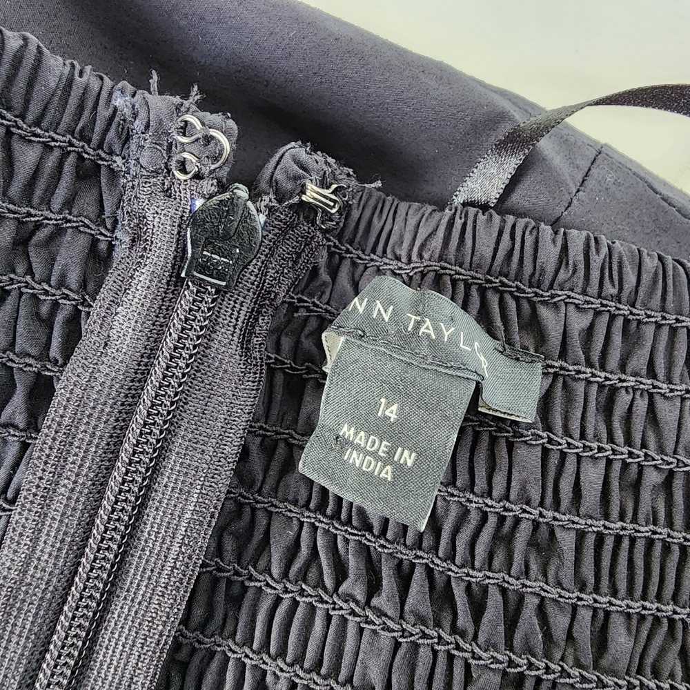 Ann Taylor Off Shoulder SMOCKED Back A-Line DRESS Black Short Sleeve Tie Sz 14 - Picture 14 of 14